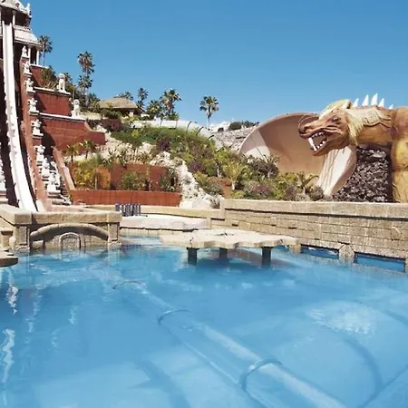 3 Bedroom Puerto Santiago *