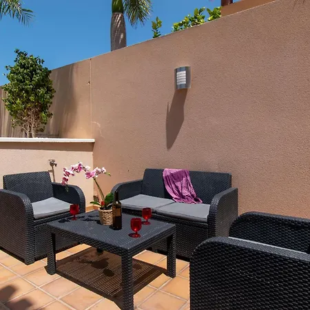 Willa Private Heated Pool Sea Views *