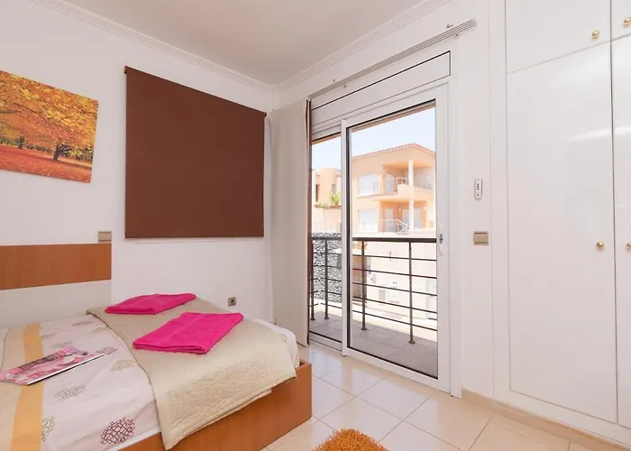 3 Bedroom Puerto Santiago Puerto de Santiago (Tenerife)