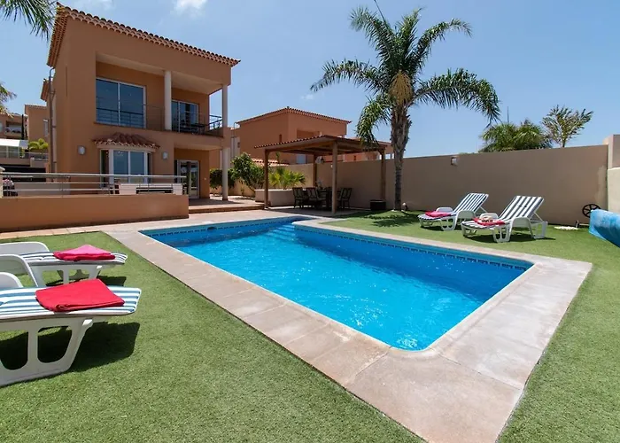 3 Bedroom Puerto Santiago * Puerto de Santiago (Tenerife)
